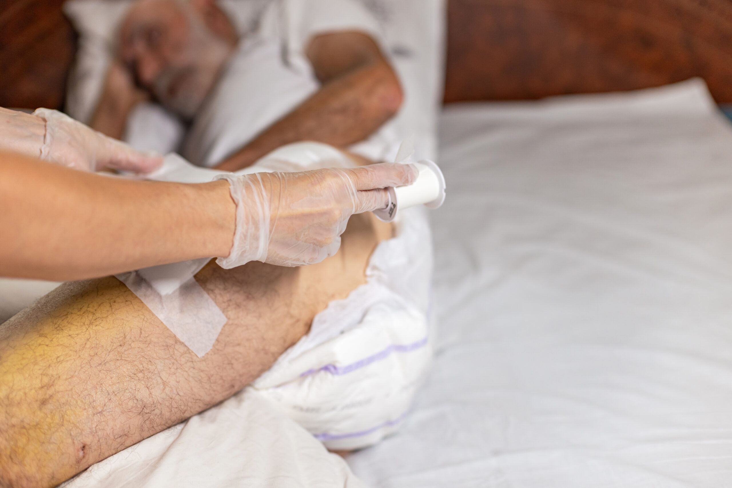 geriatric nursing care and wound treatment at home